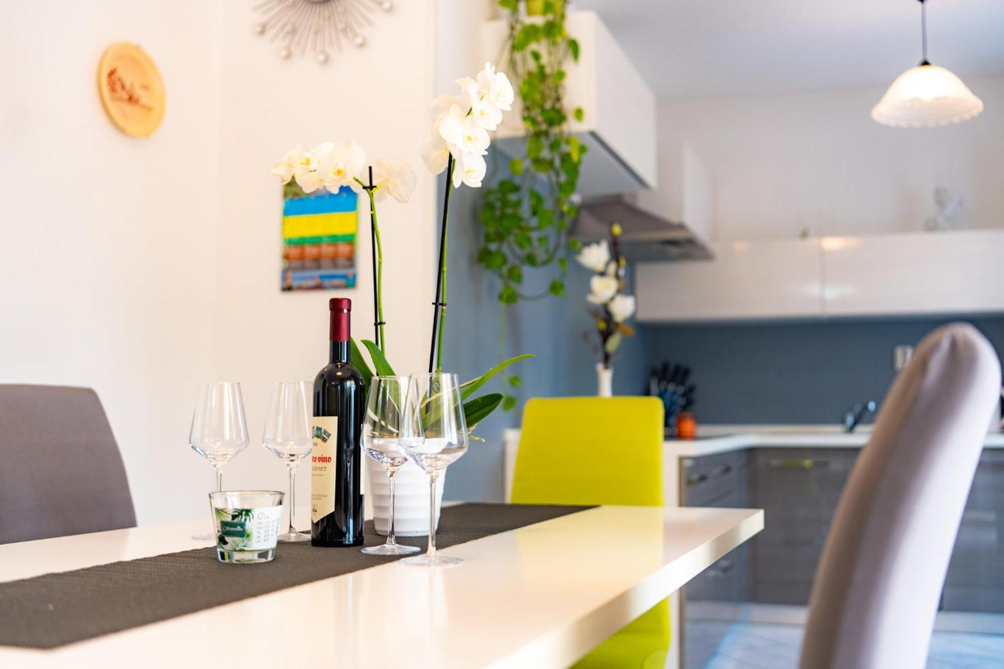 Apartments Lores Раб Экстерьер фото
