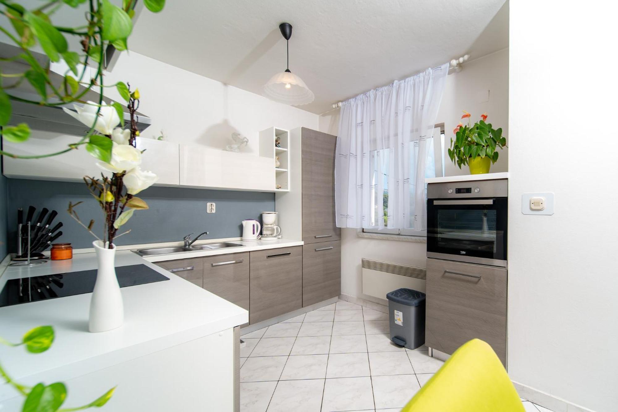 Apartments Lores Раб Экстерьер фото