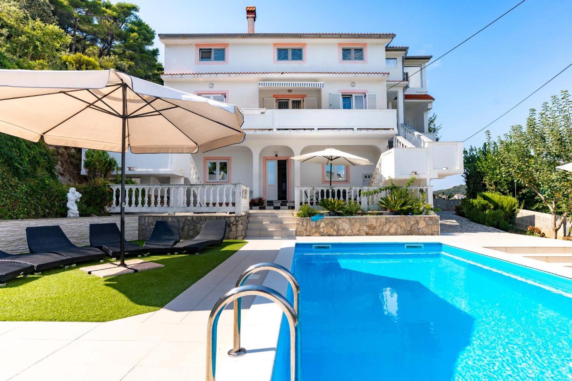 Apartments Lores Раб Экстерьер фото
